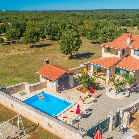 Vila Ulika By Guide Mednjan